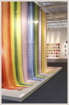 日本橋高島屋 染織家 吉岡幸雄の仕事「王朝のかさね色」展 2011年12月20〜12月25日