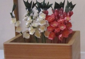 薬師寺の花会式 (修二会) 造り花　桃